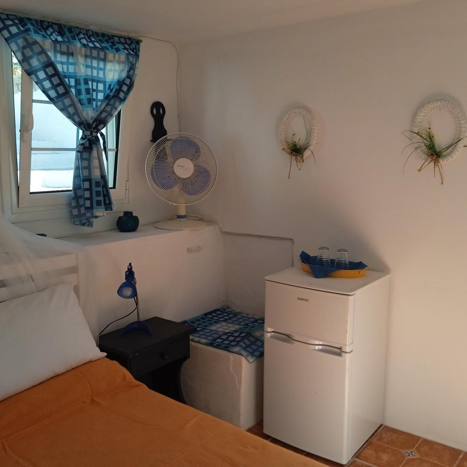 Cosy Studio In Allopronoia Sikinos Alopronia Екстер'єр фото